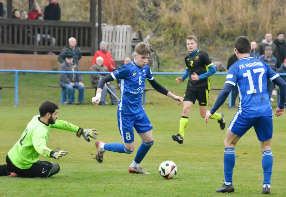 B | Postujeme do čtvrfinále