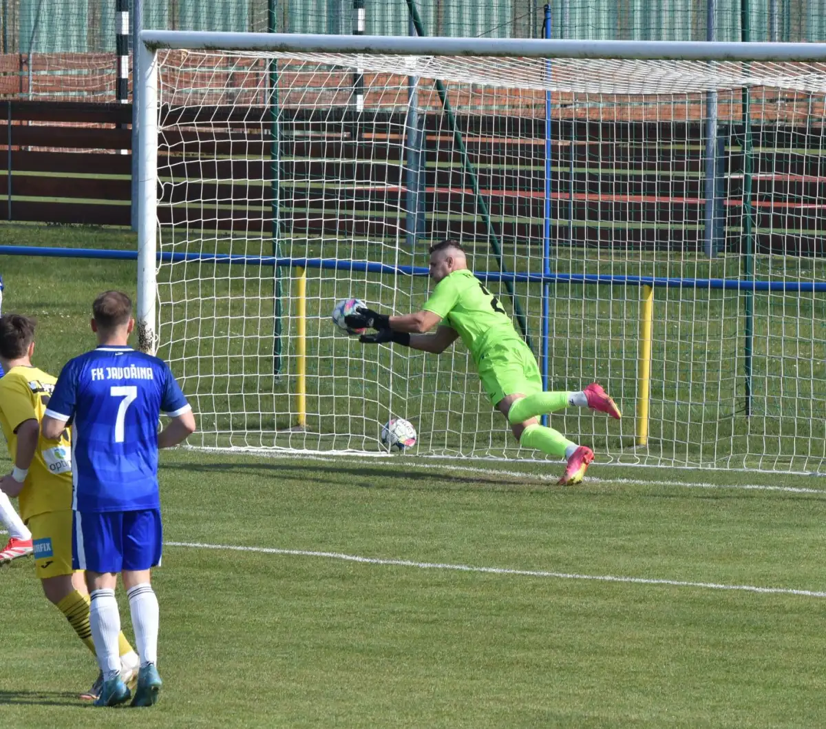 Holešov B - FKJ A 2:1